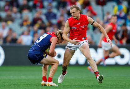 Melbourne Demons vs Essendon Bombers: AFL live scores