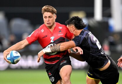 AS IT HAPPENED: 13-man Crusaders hold on to beat Canes in Wellington