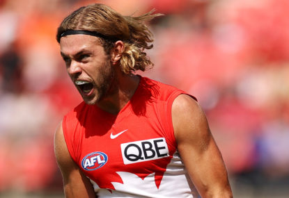 Gold Coast Suns vs Sydney Swans: AFL live scores