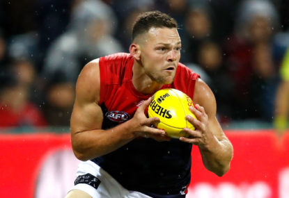 AFL News: Premiership stars set to be charged over alleged  brawl, Rioli's apology after alleged threat to Dogs' star