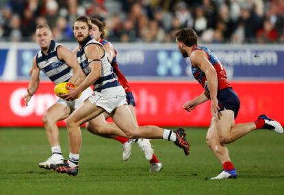 Geelong Cats vs Melbourne Demons: AFL live scores