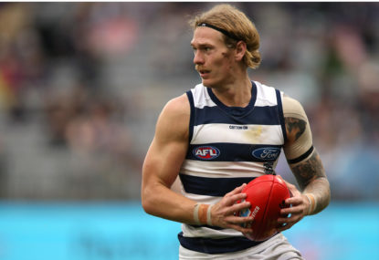 Geelong Cats vs Fremantle Dockers: AFL live scores